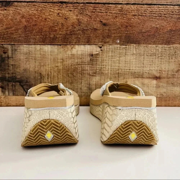 NWOT Volatile Snakeskin Pattern With Crystals Wedge Sandals - Picture 4 of 8